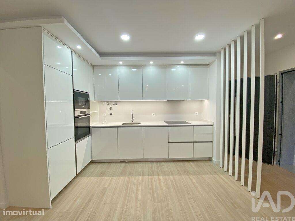 Apartamento T2 em Ramada e Caneças de 70,00 m2 - Grande imagem: 2/26