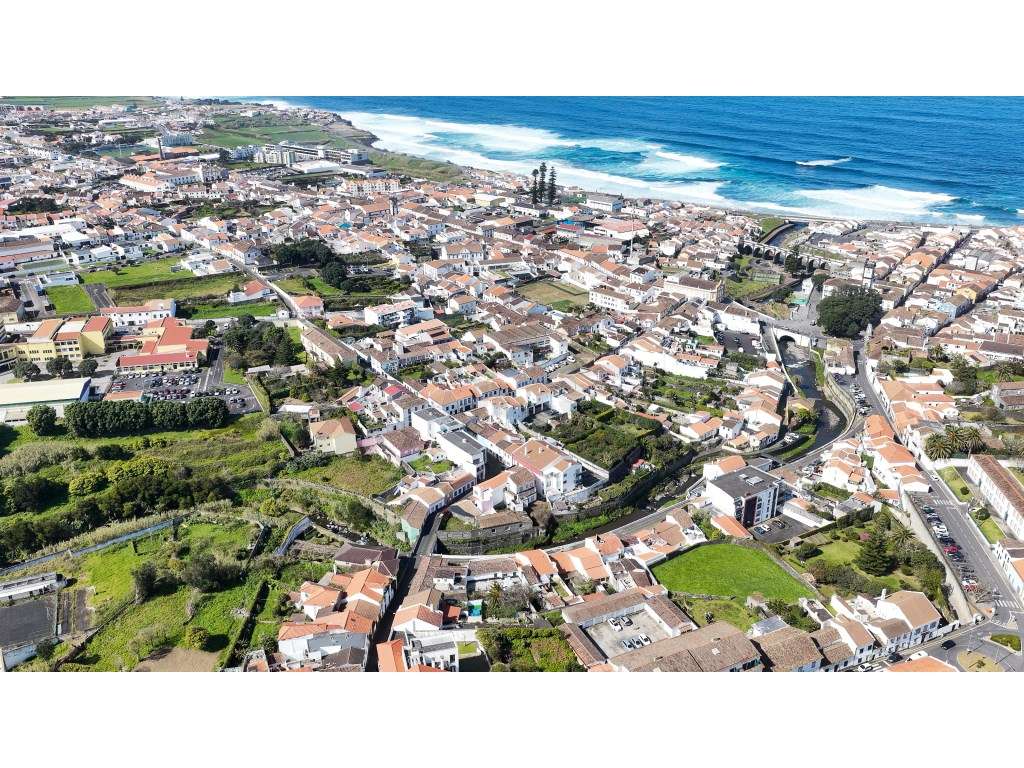 Apartamento Duplex no Centro da Ribeira Grande, Ilha de São Miguel-30