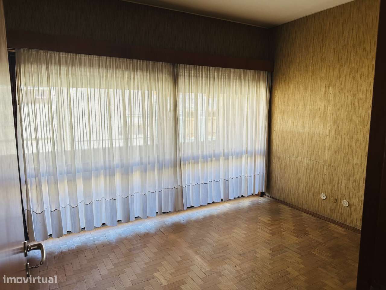 Moradia T6 de charme com muito potencial ao Parque da Prelada (Porto)-27