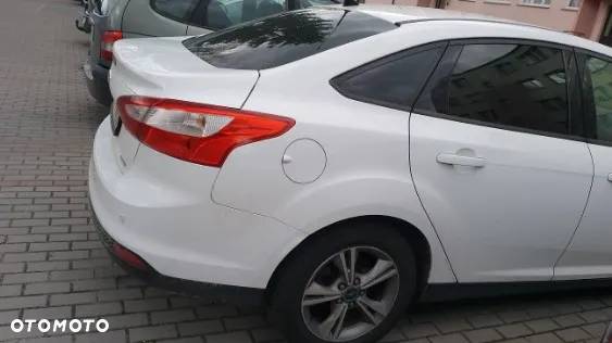 Ford Focus 1.0 EcoBoost Edition - 12