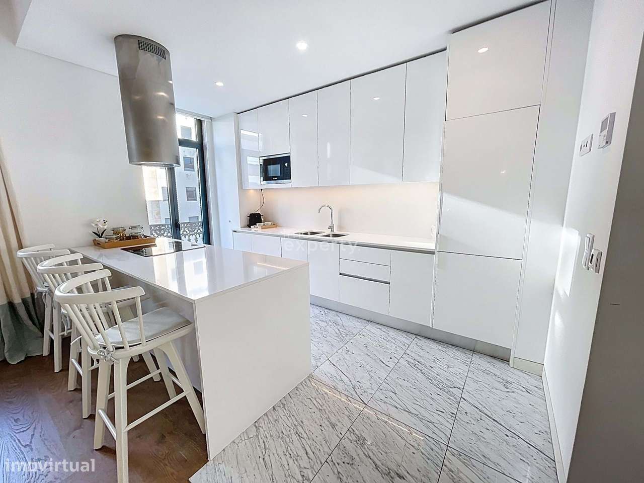 Apartamento T2 junto à Avenida da Liberdade, Lisboa - Grande imagem: 2/40