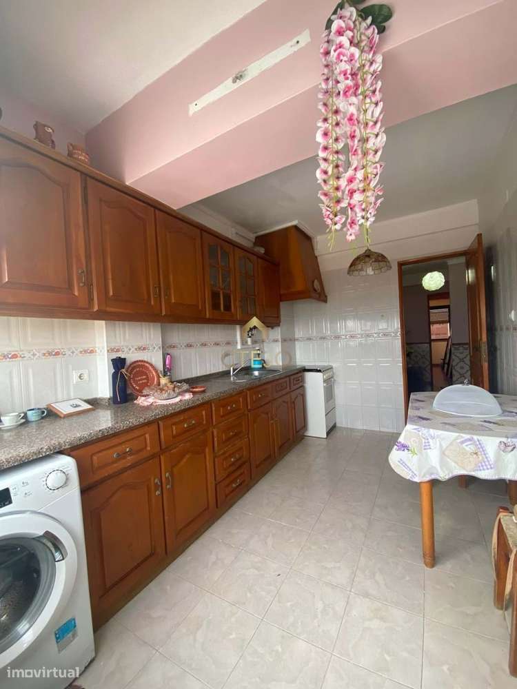 Apartamento  T2 em Vale de Figueira - Grande imagem: 5/17