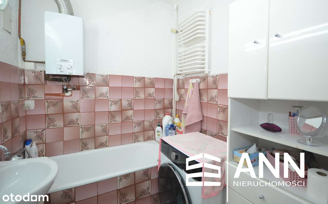 Trzypokojowe mieszkanie z balkonem w Bytom Szombierki-12