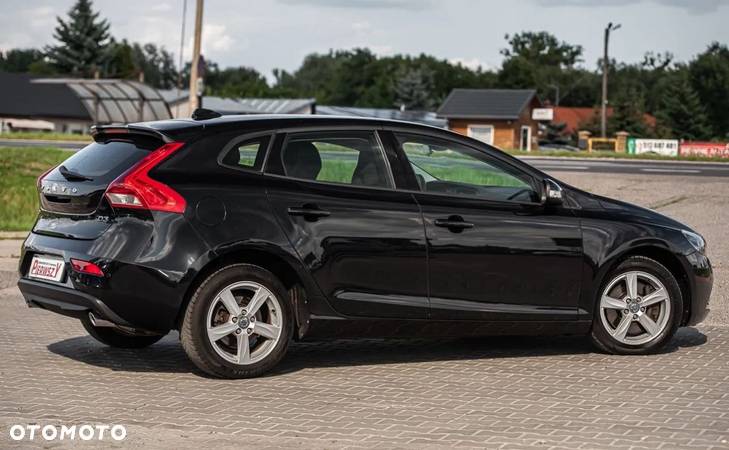 Volvo V40 D3 - 14