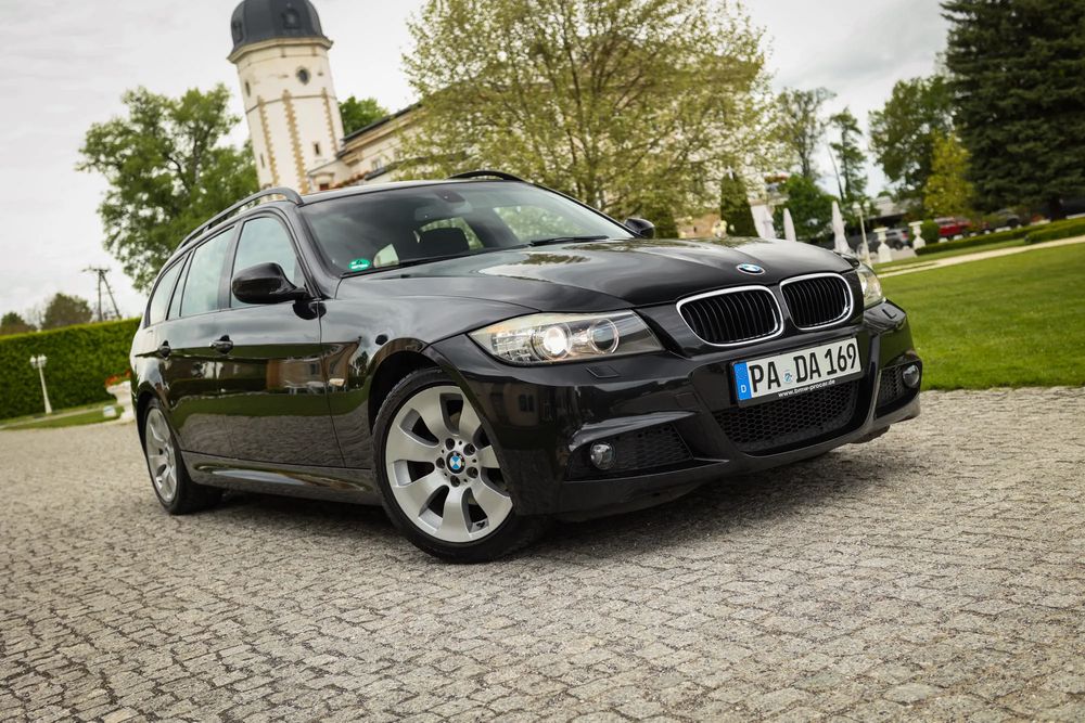BMW 3 Series E90/E91/E92/E93 (2005-2012) 318i Edition Sport 2010