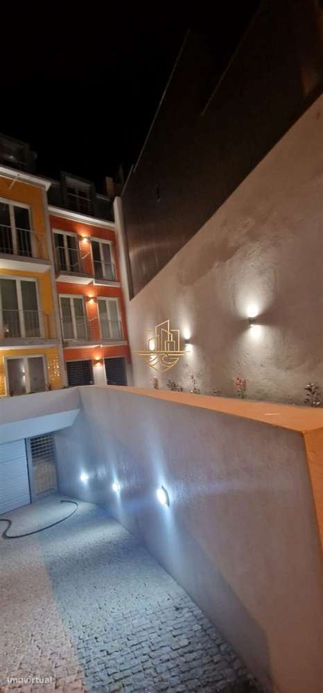 Apartamento T0+1 Turnkey Premium com Garagem e Duas Varandas — Centro-9
