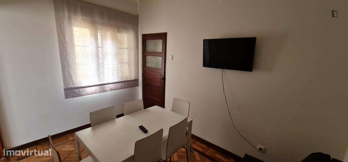 Apartamento com 3 quartos - localizado em Cedofeita Porto - Grande imagem: 4/24
