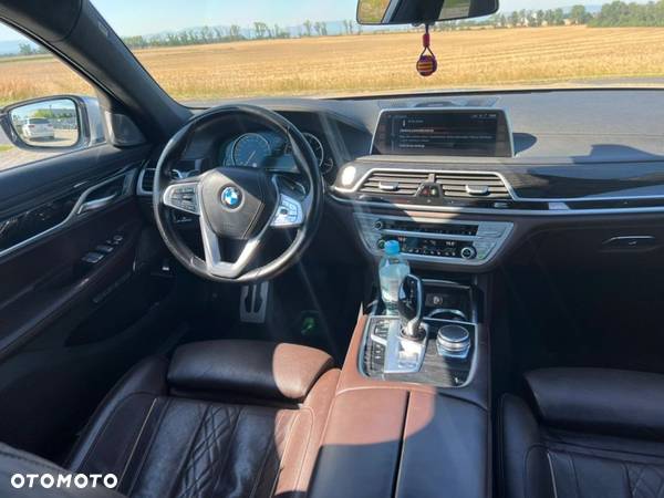 BMW Seria 7 750d xDrive - 16