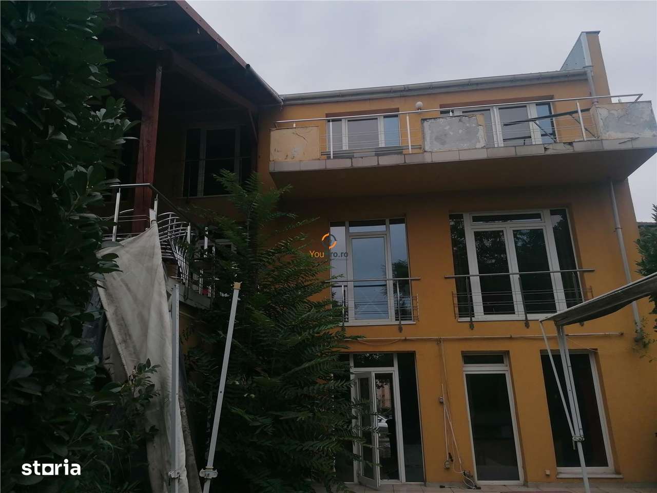 Pensiune Azil Spatiu Comercial Calea Girocului - Imagine principală: 4/20