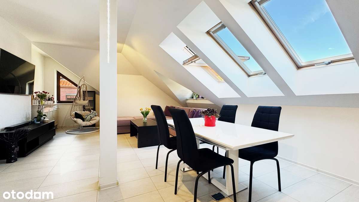 TOP Lokalizacja - 3 pokoje - Całkowicie Bezczynszowe Mieszkanie-2