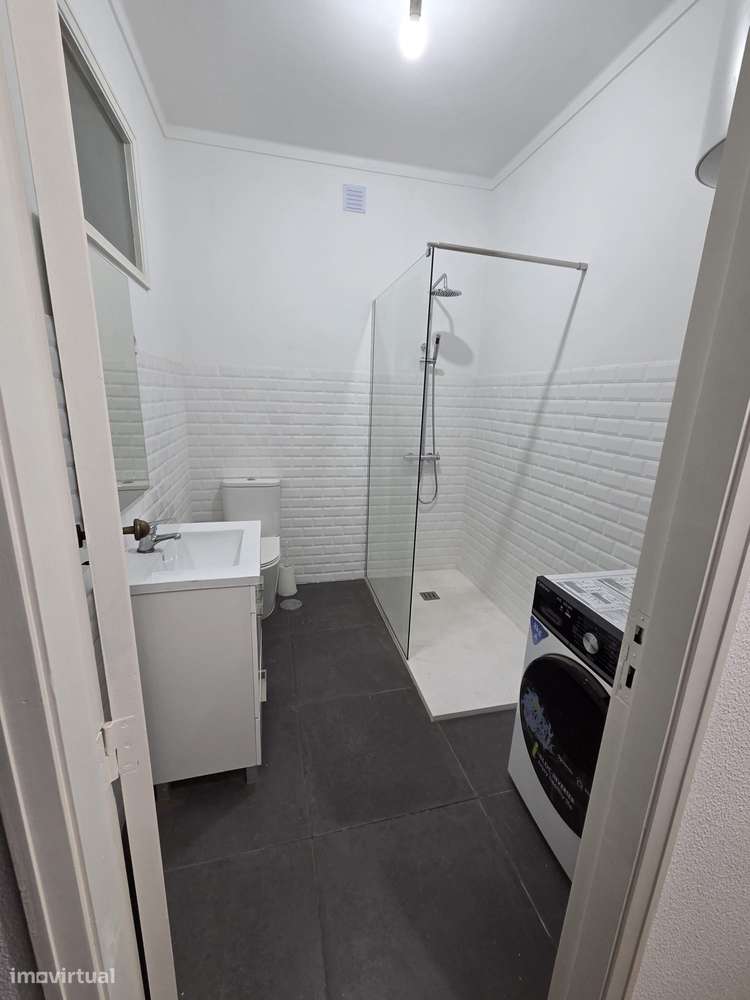 Arrenda-se T2 Porto - Grande imagem: 4/8