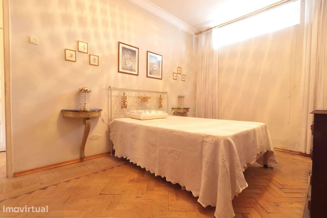 Apartamento T2 com Logradouro – Rua Dr. António Elvas, Feijó-14