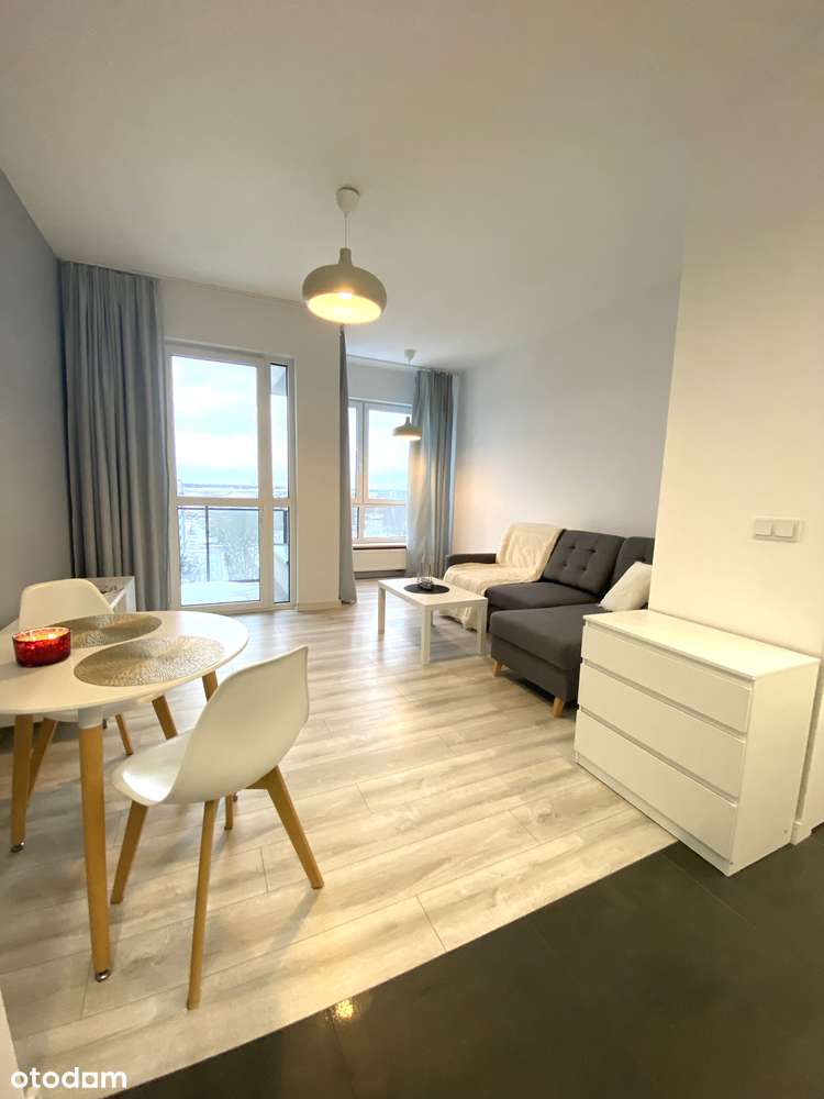 Jasna Kawalerka ! osiedle Lake Park ! wyposażona ! miejsce garażowe ! - Pełny obrazek: 2/9