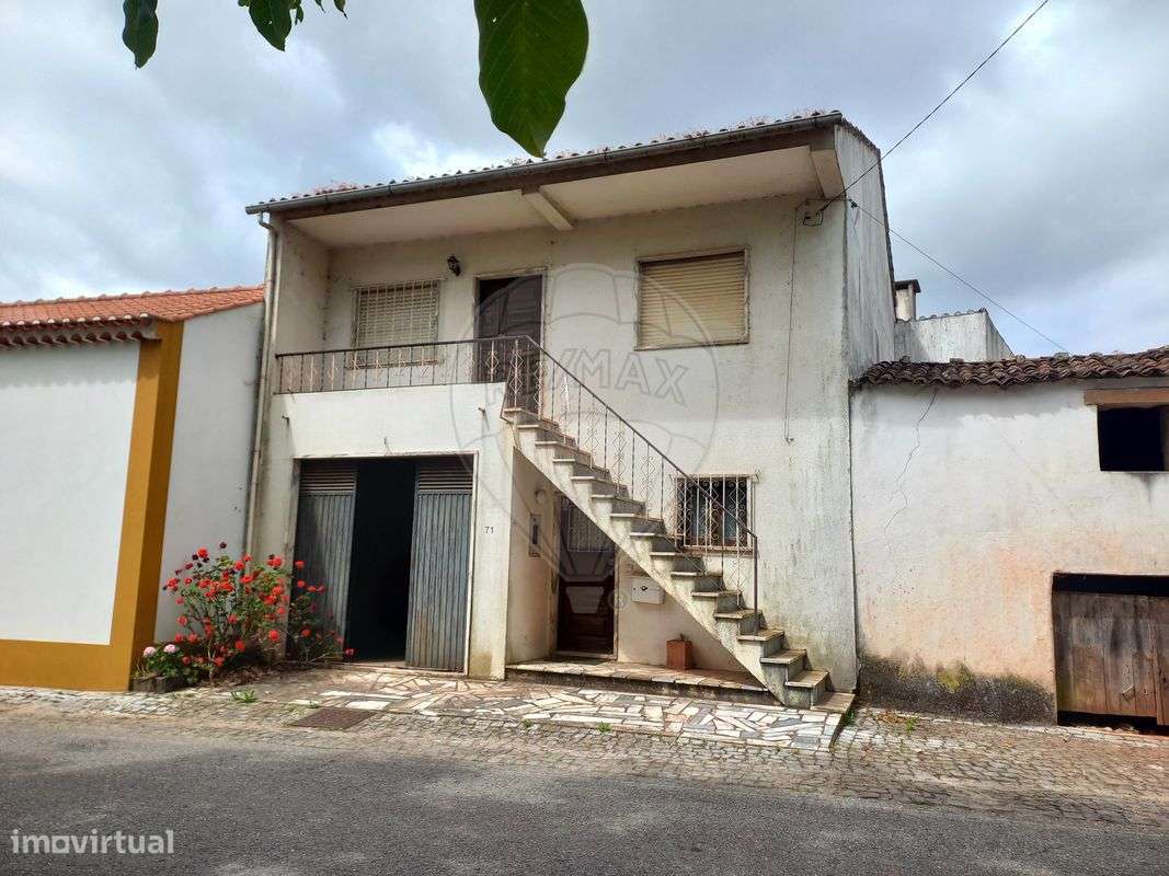 Moradia T3 para venda-24