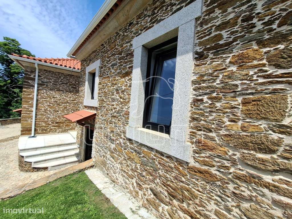 Fabulosa Moradia T4 com piscina-14