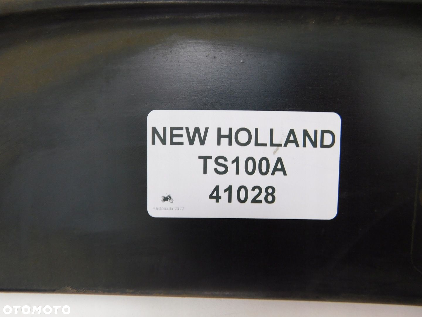 NEW HOLLAND TS 100A WYPEŁNIENIE OSŁONA USZCZELKA - 8