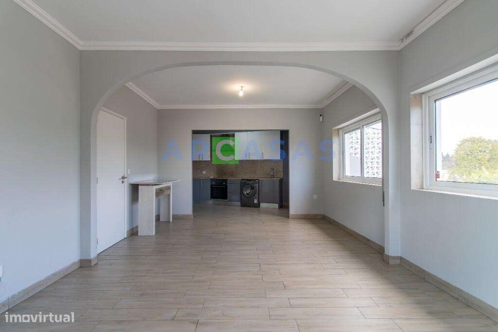 Andar moradia V3 com 2 garagens fechadas em São Cosme, Gondomar - Grande imagem: 2/25