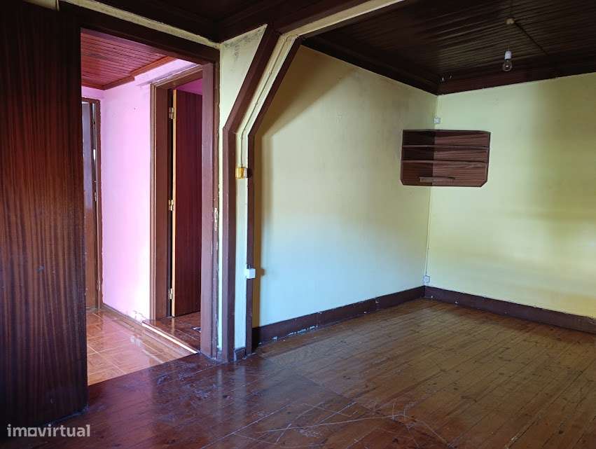 Moradia T4 p/remodelar, Póvoa, Figueira de Lorvão, a 20 km de Coimbra-29