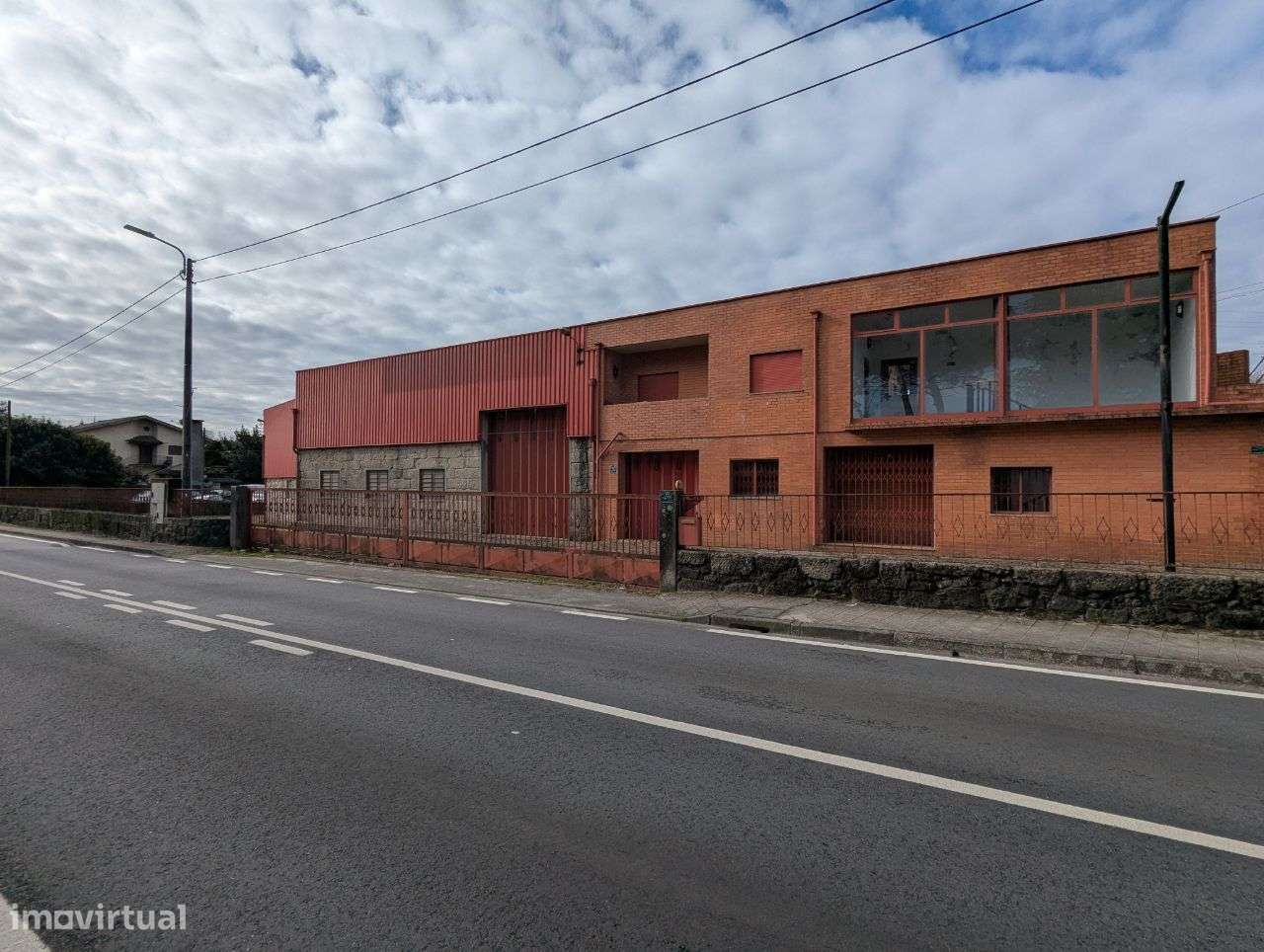 Armazém + Terreno p/ Indústria - Grande imagem: 3/38