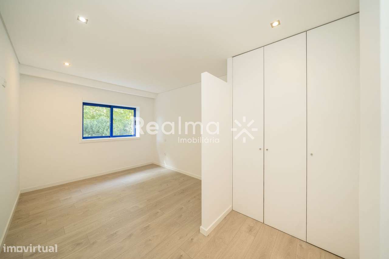 Apartamento T2 Renovado - S.José de S.Lazaro-19