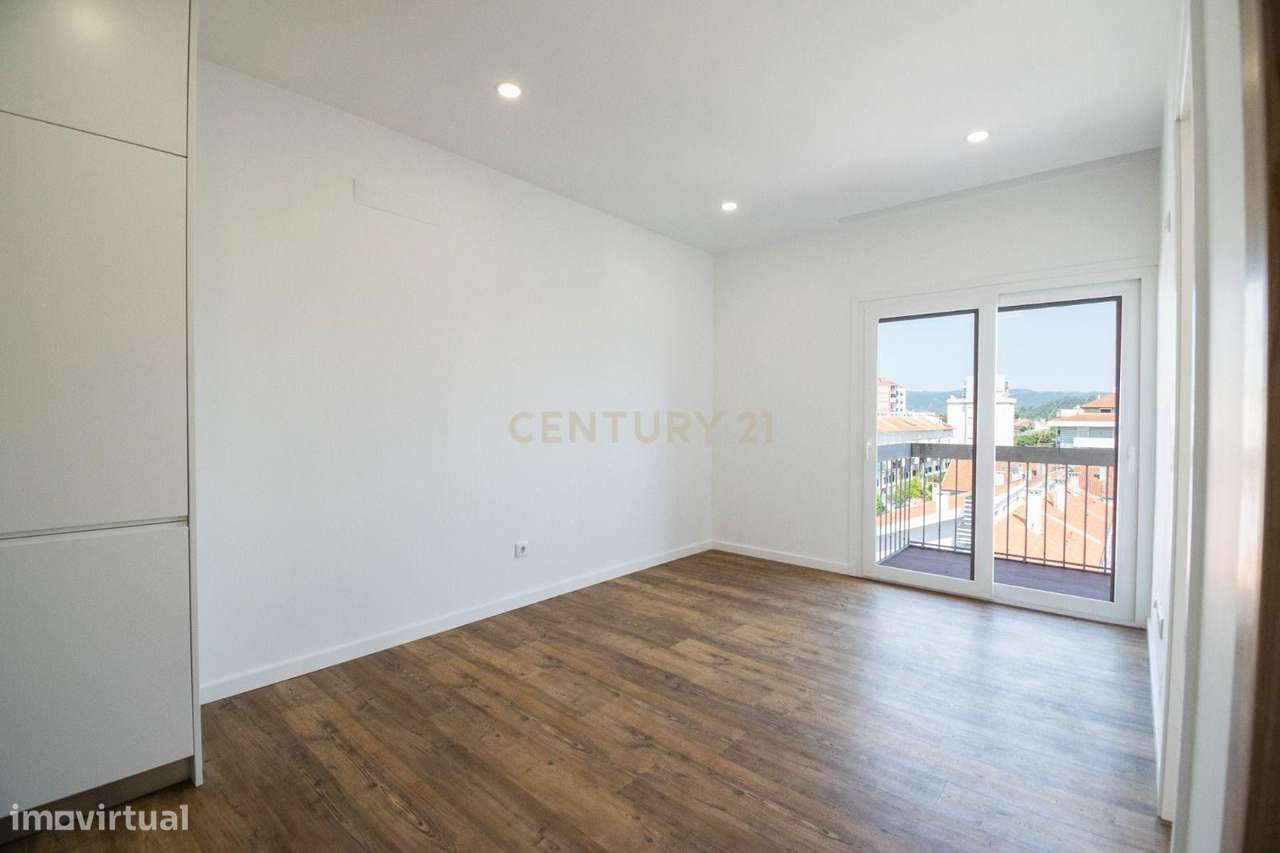 Arrenda-se T1 no Monte Formoso (Coimbra) - Grande imagem: 5/12