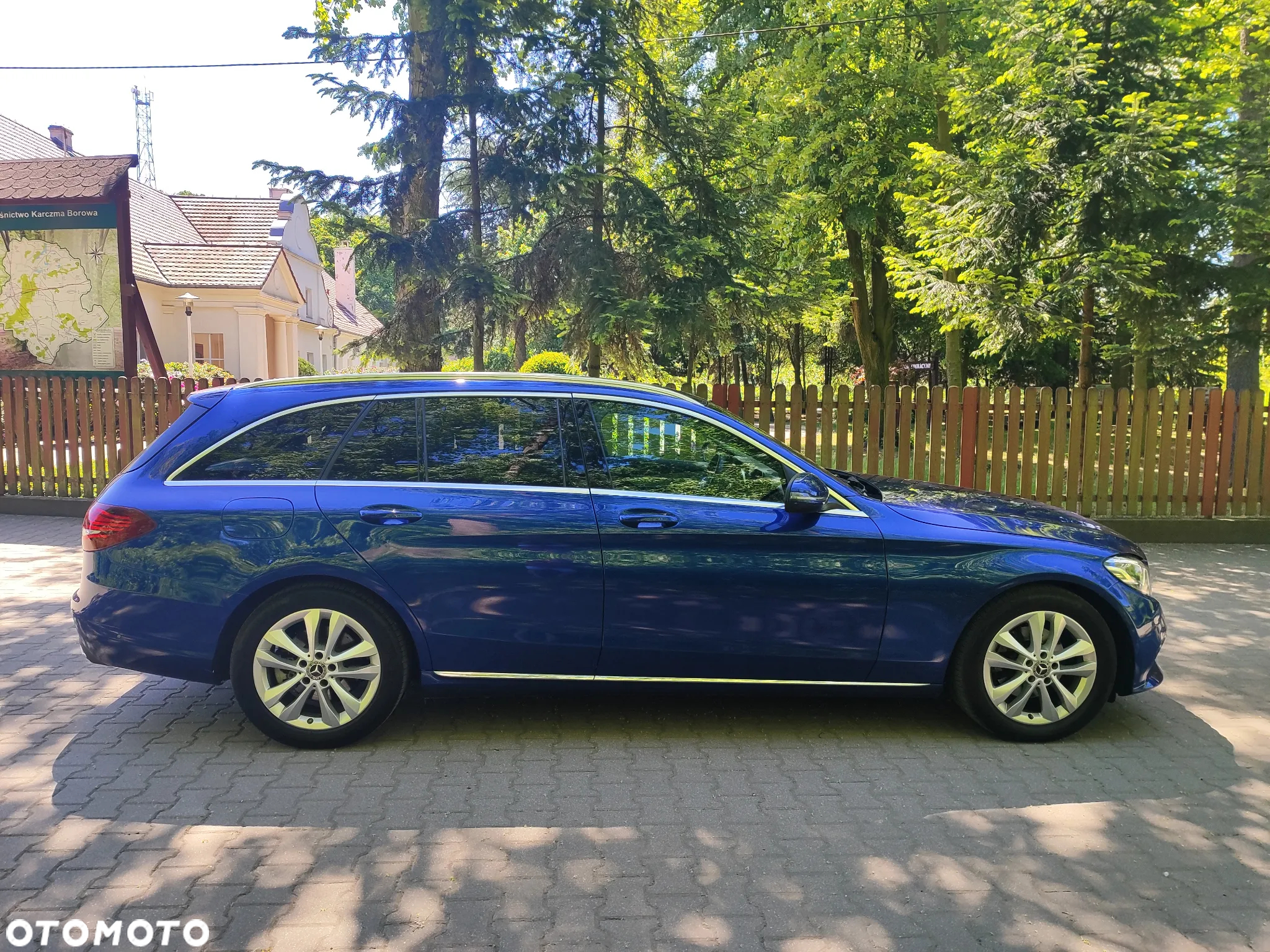 Mercedes-Benz Klasa C 220 d T 9G-TRONIC Exclusive - 8