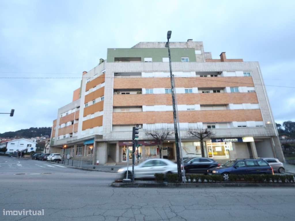 Apartamento T1 no Centro de Felgueiras - Localização Privilegiada - Grande imagem: 4/4