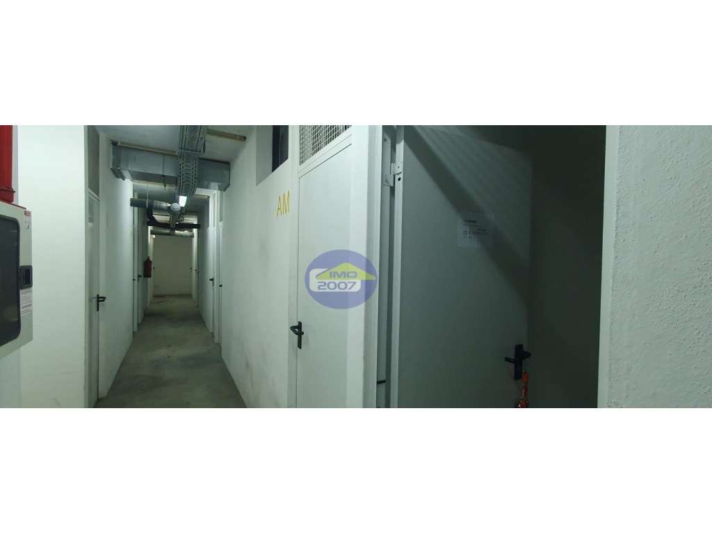 Apartamento T3 em Oliveira do Douro-13