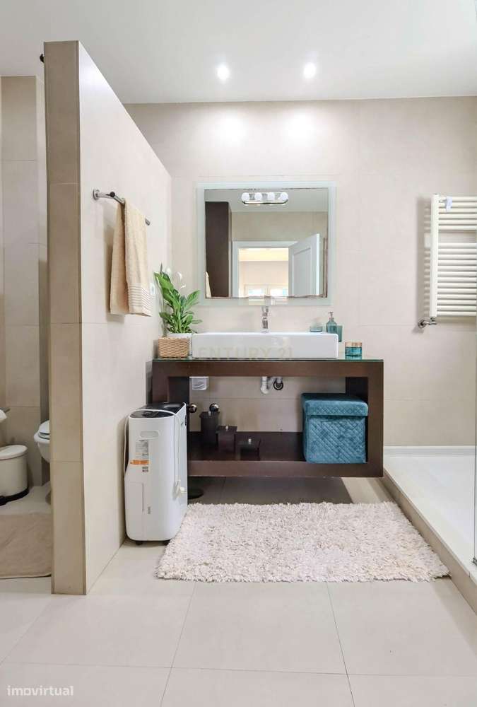 Moderna Moradia T3 em Gondomar, Pronta a Habitar-27