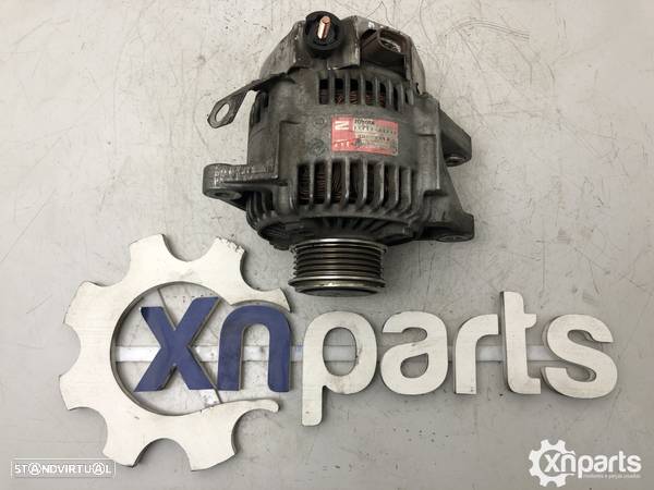 Alternador Usado TOYOTA YARIS (_P9_) 1.4 D-4D | 08.05 -  REF. 27060-33040 MOTOR... - 1