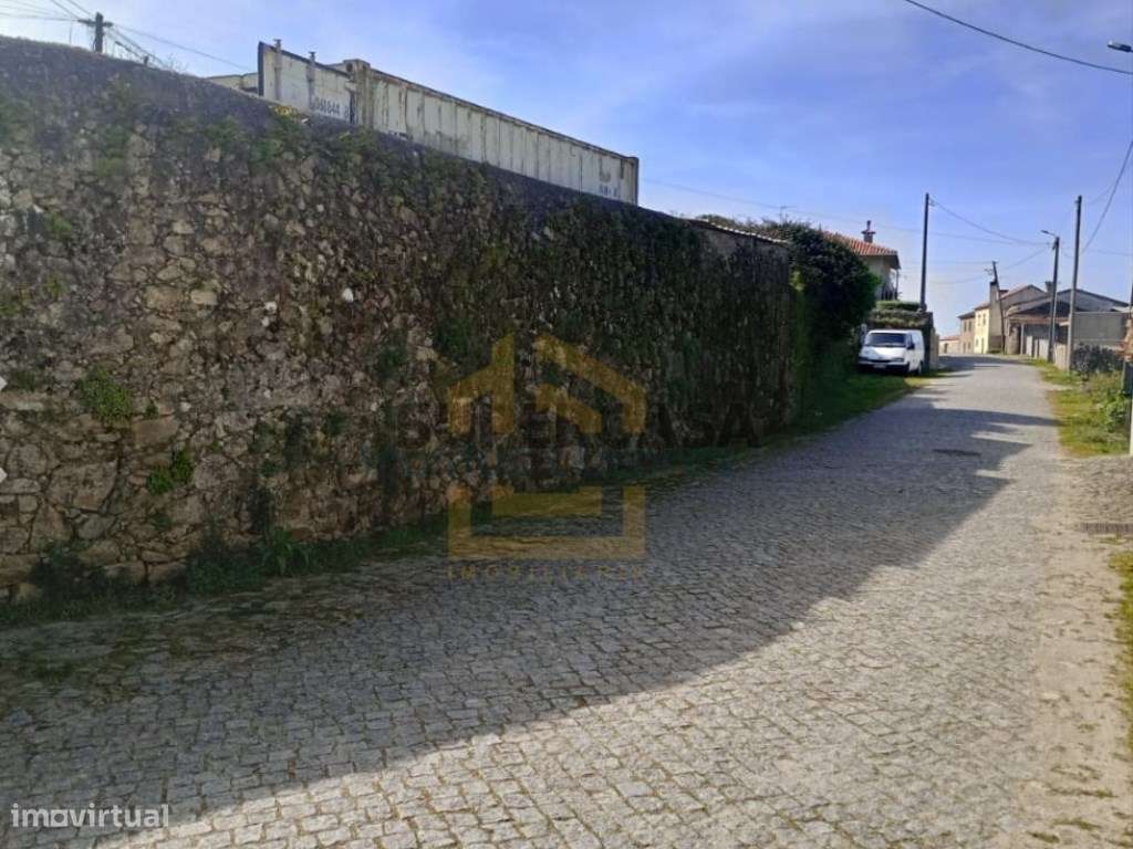Moradia Rústica em Pedra T4 com Terreno - Póvoa de Varzim - Grande imagem: 5/41
