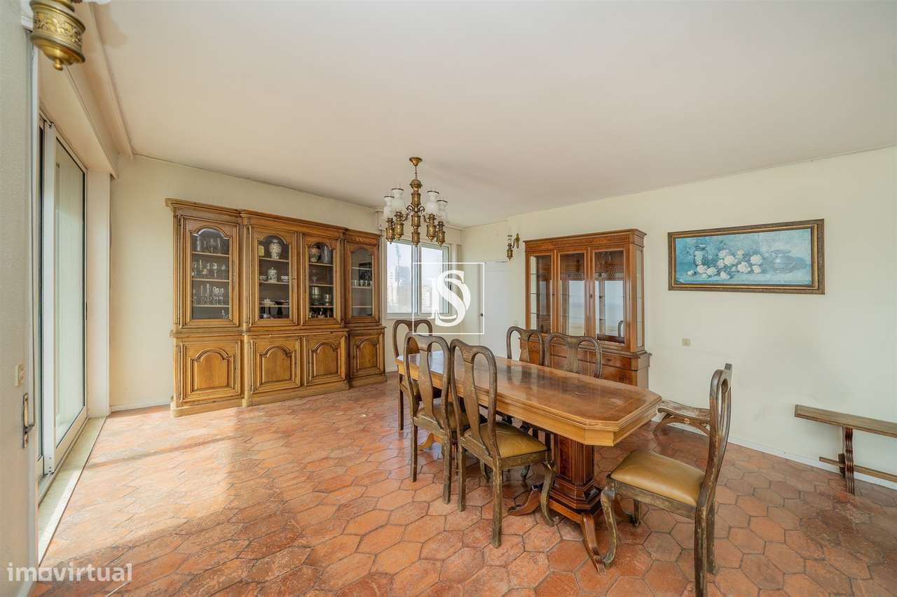Póvoa de Varzim | Propriedade de Exceção na Primeira Linha de Mar-5
