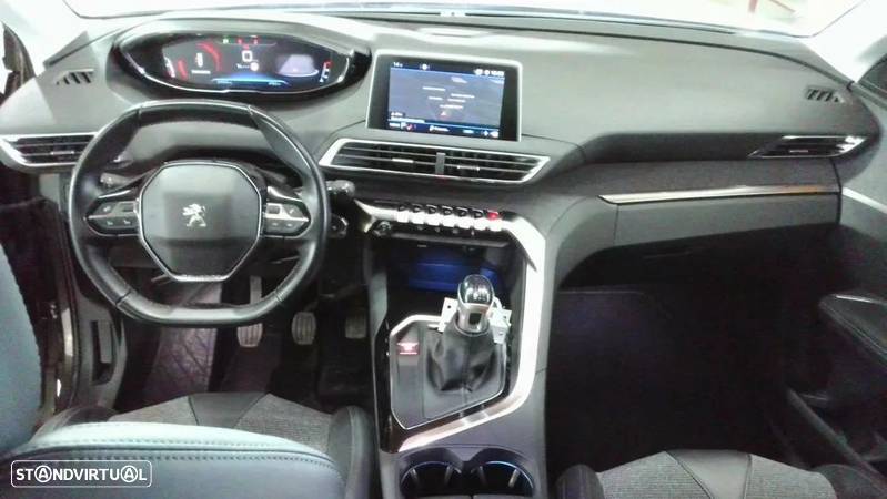 Peugeot 5008 BlueHDI 130 Allure - 4