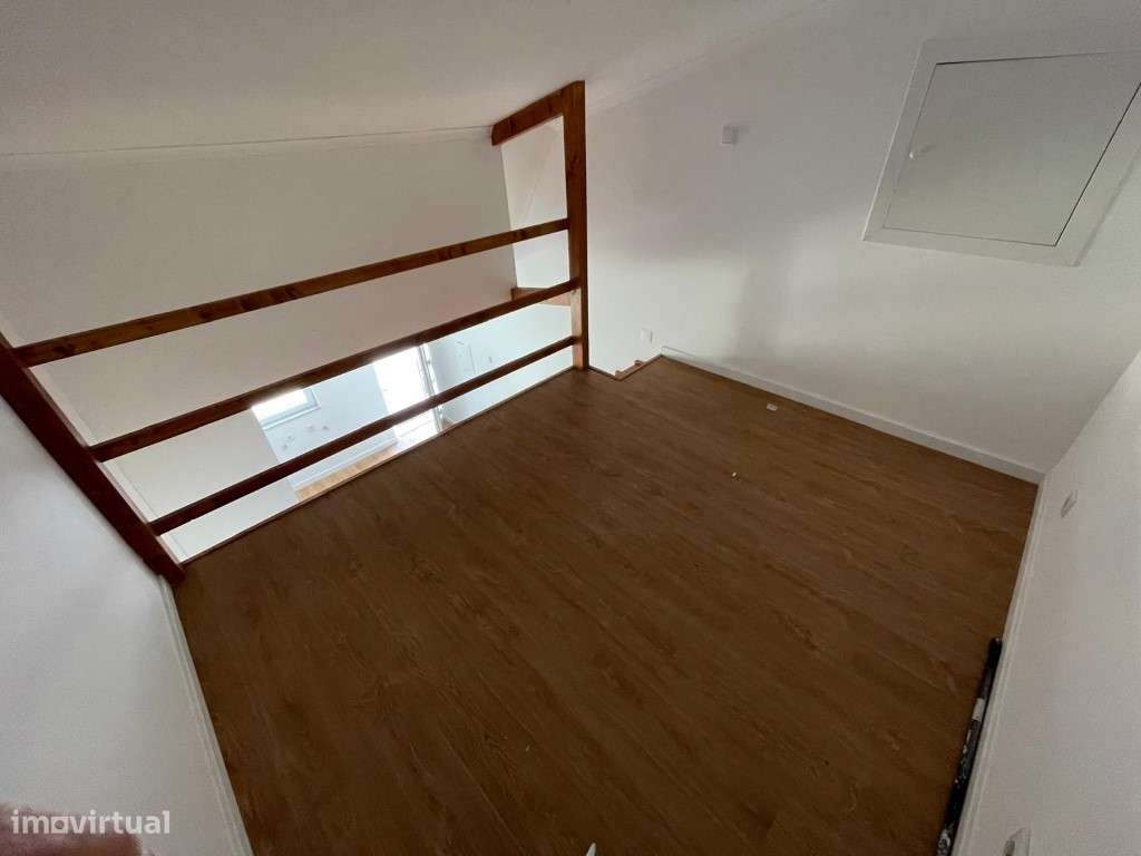 Lote 353 m2 em Redondos - Fernão Ferro-3