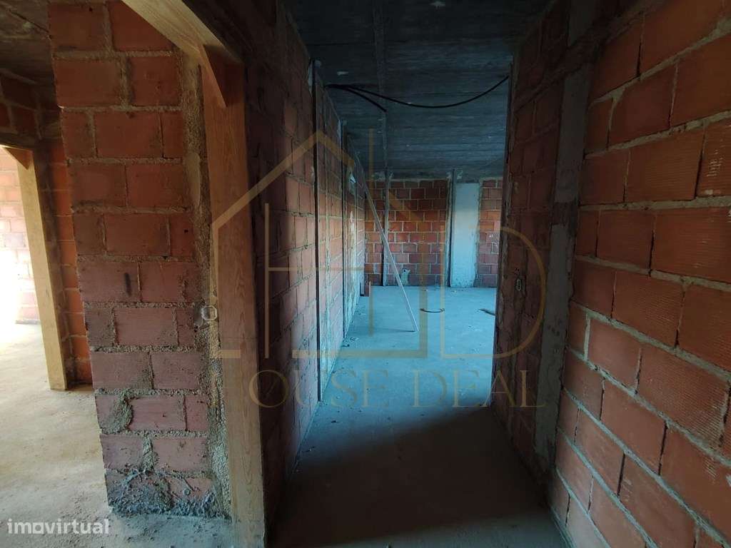 MAGNÍFICO Apartamento T2. Montijo-15