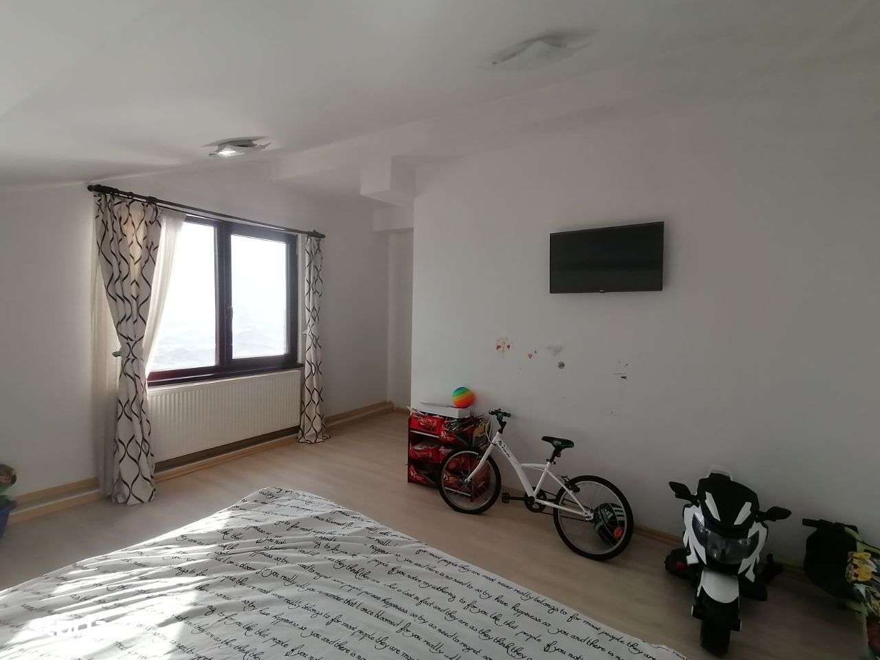 Apartament 3 camere Bd. T. Vladimirescu constructie 2009-9