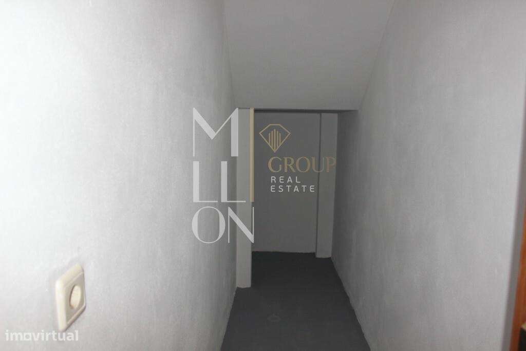 Moradia T4 com garagem-12