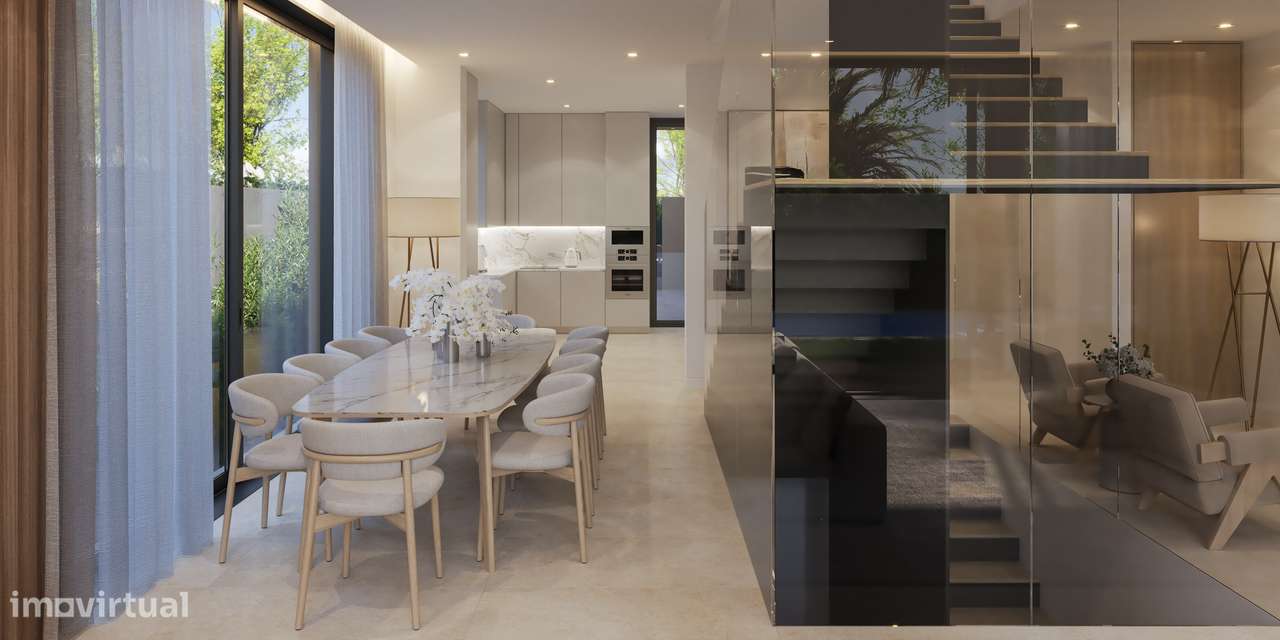 Moradia T4 com piscina, garagem e vista jardim e serra-13