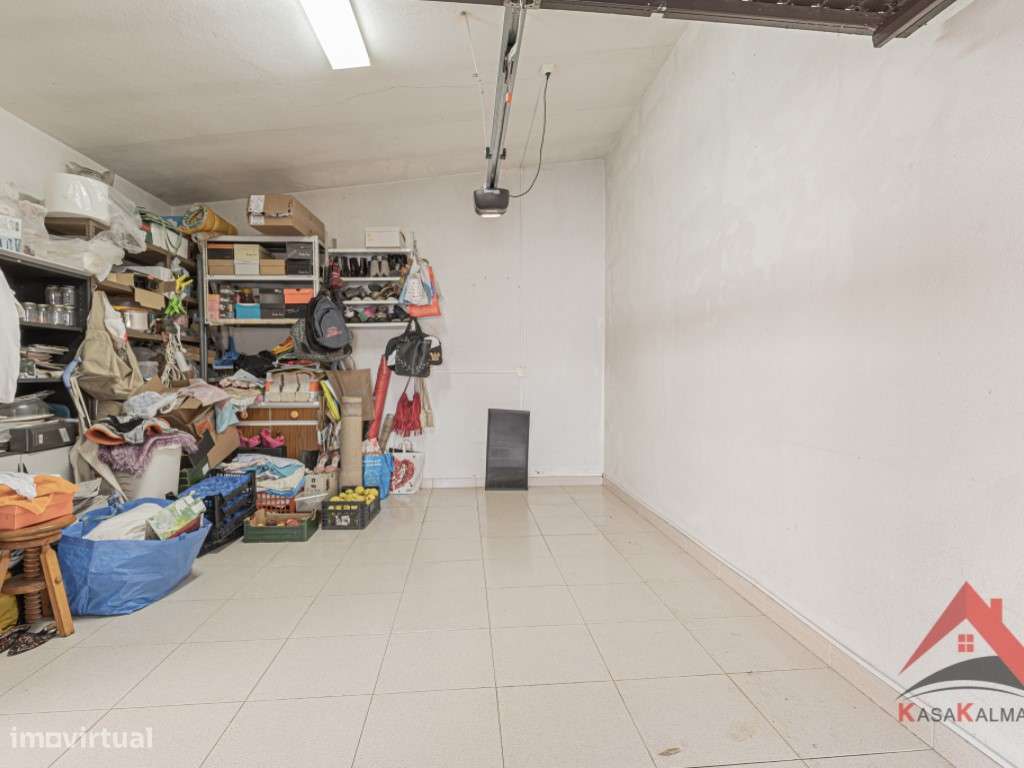 Moradia Isolada T4 com Aproveitamento de Sótão - Quinta do Conde-31
