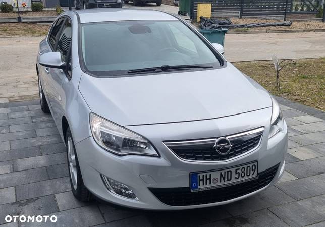 Opel Astra - 4