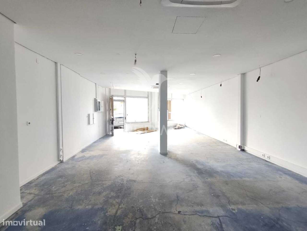 Loja Ampla,Loures. - Grande imagem: 4/18