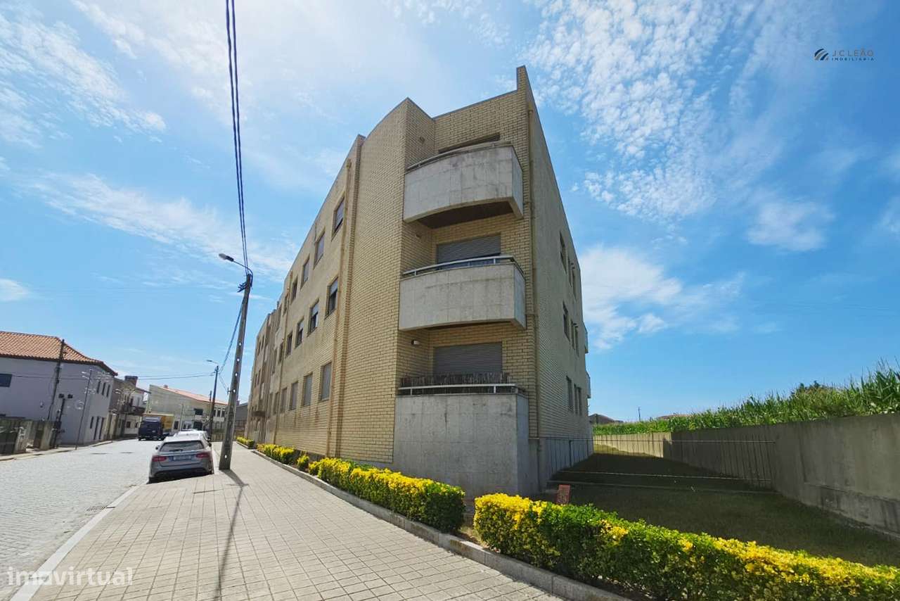 Apartamento T3 em Lavra | Condomínio Fechado | 2.º e último andar-33