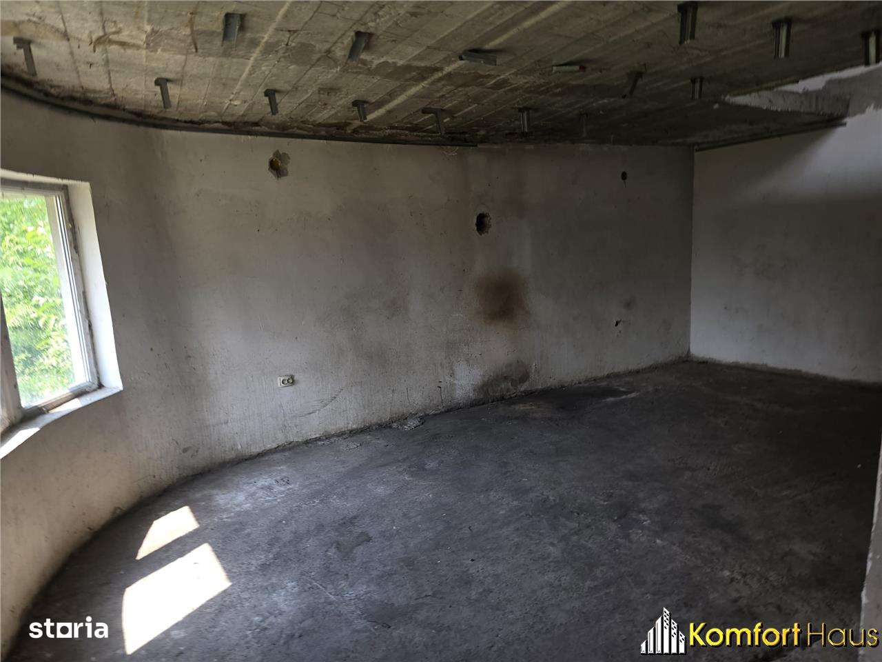 Casa la rosu in Letea Veche - Imagine principală: 4/4