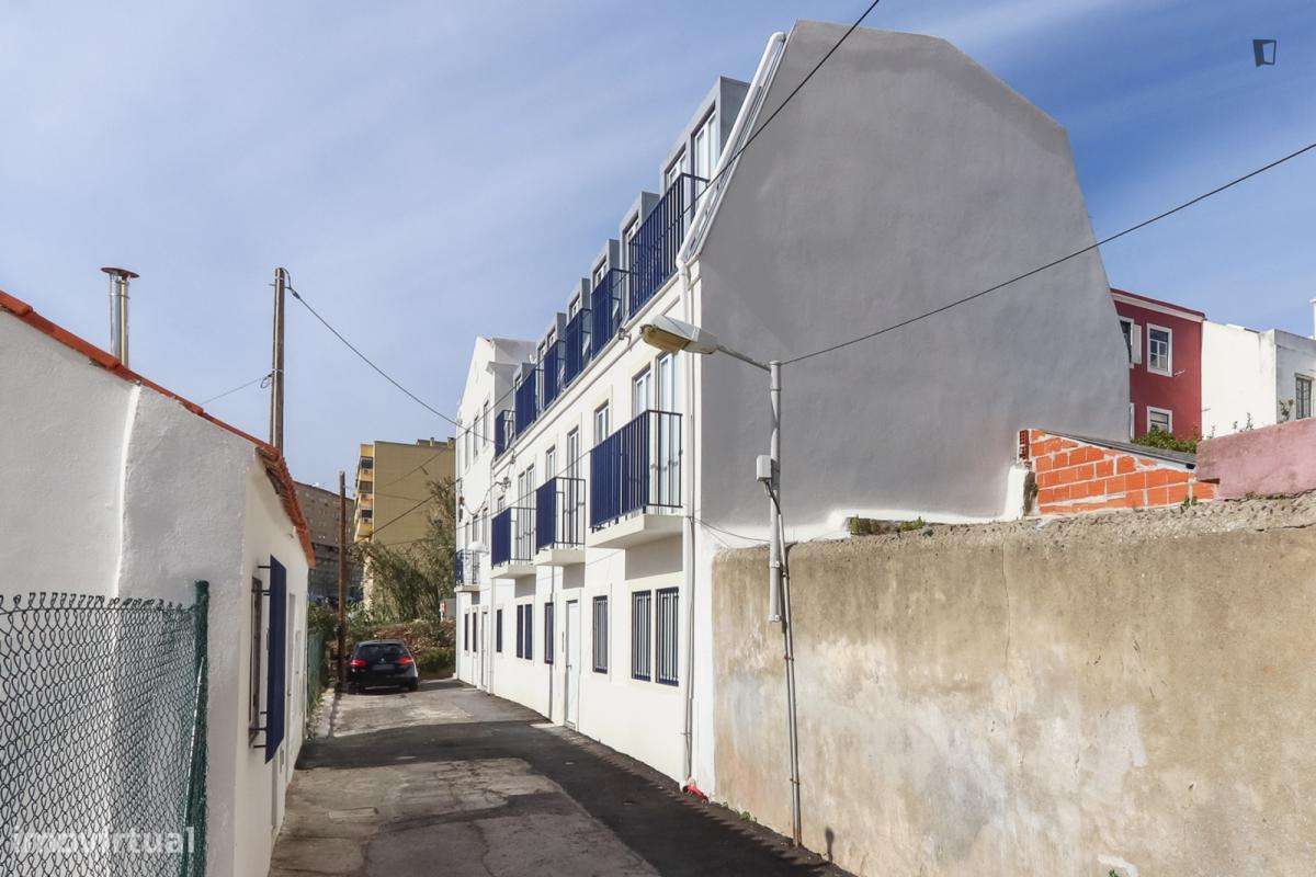 Apartamento com 1 quartos - localizado em Ajuda Lisbon - Grande imagem: 2/7