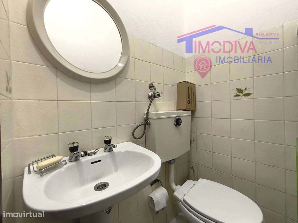 Moradia T3 com garagem e Terreno com 1850 m2 em Arega, Figueiró dos...-48