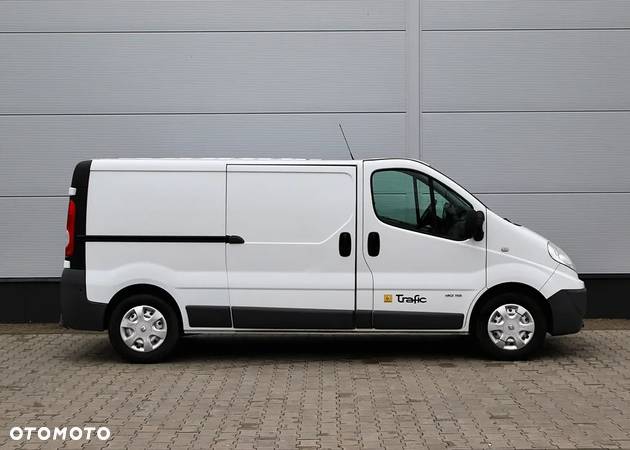 Opel VIVARO - 11