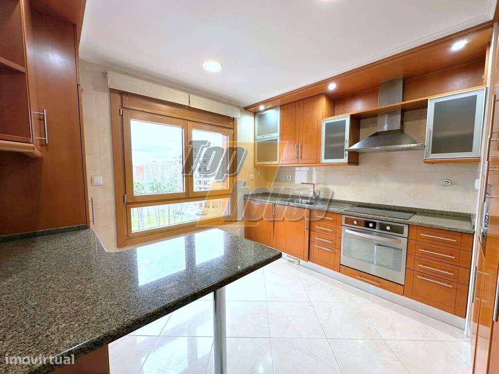 Excelente Apartamento T3 - Colinas do Cruzeiro-7