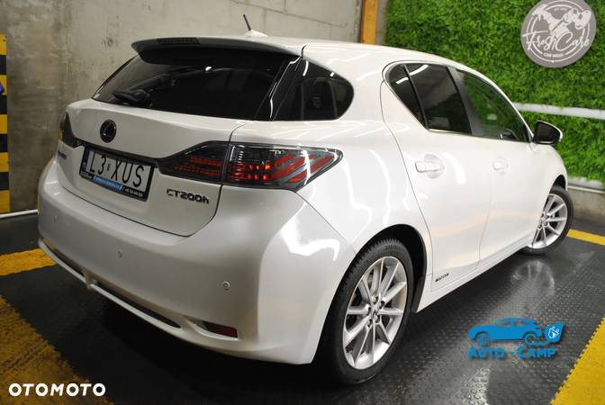 Lexus CT 200h Luxury Line - 25