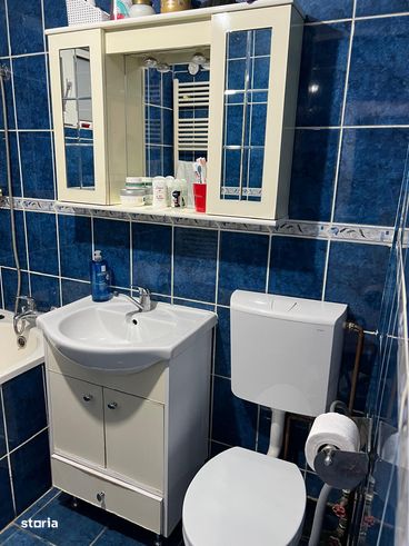 Casa cu 2 corpuri si magazin, teren 241 mp, zona 9 Mai-17