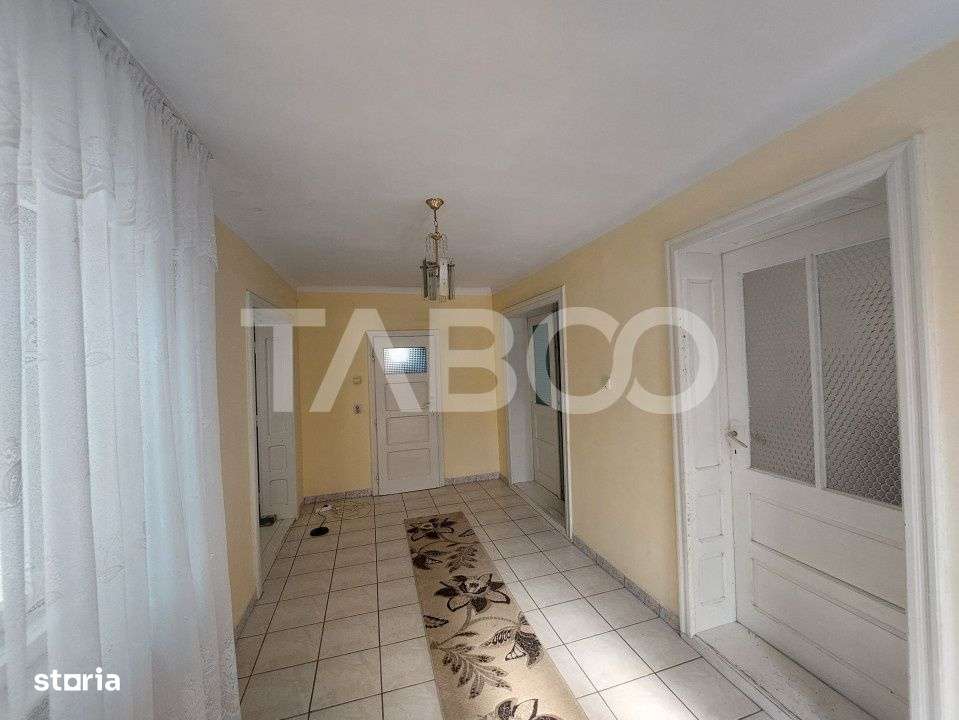 Casa individuala de vanzare cu teren de 1108 mp in Sacel Sibiu-10